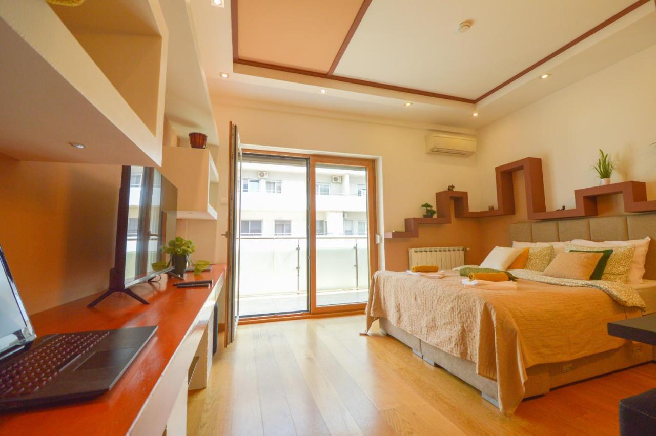 Spacious Studio Park City Novi Sad Exterior photo